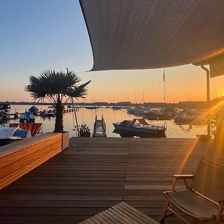 Lago Mio - Pension Am See - Bei Uns Verbringt Ihr Eine Wundervolle Zeit Direkt Am Wasser Worthsee Extérieur photo