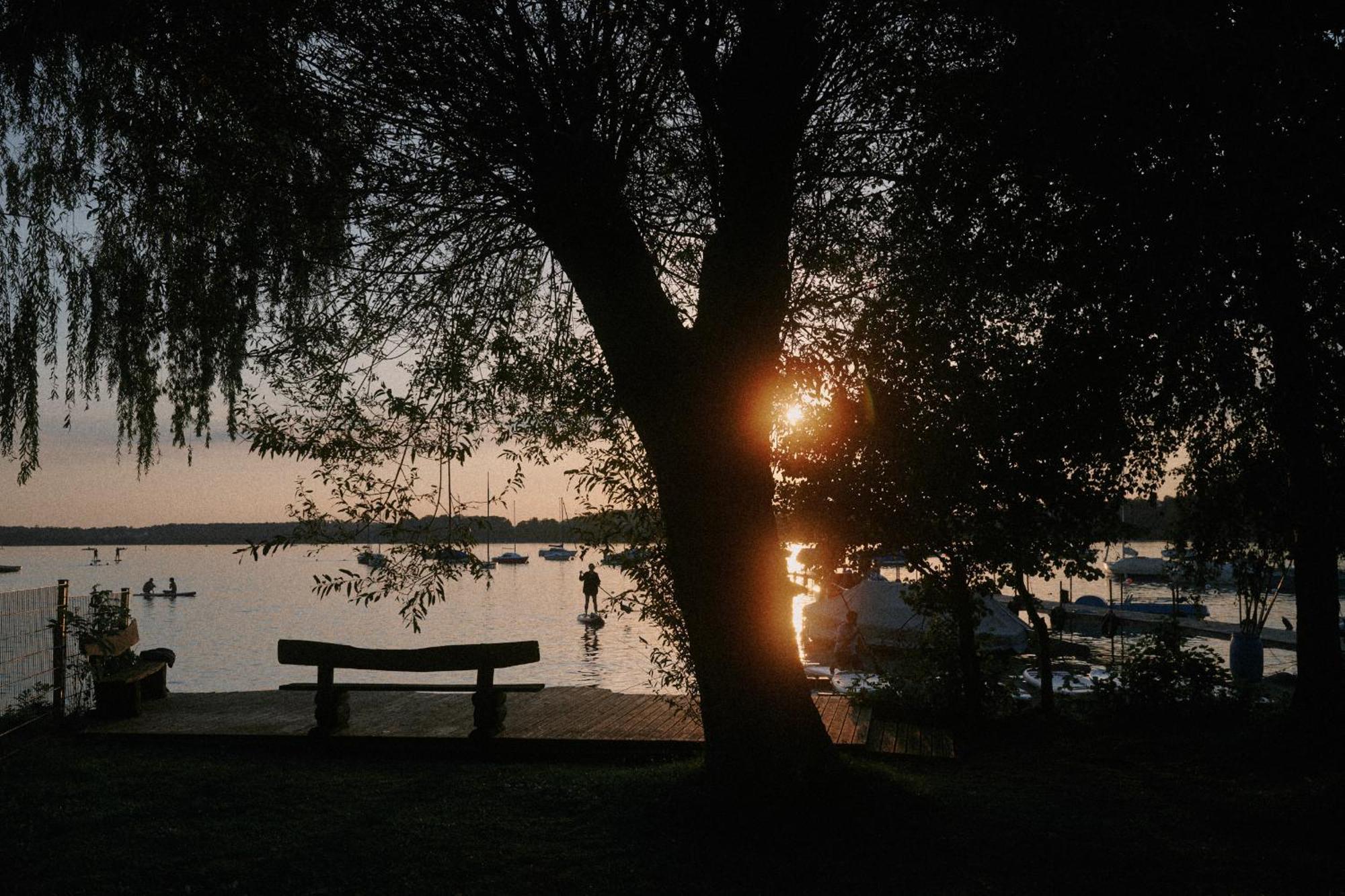 Lago Mio - Pension Am See - Bei Uns Verbringt Ihr Eine Wundervolle Zeit Direkt Am Wasser Worthsee Extérieur photo